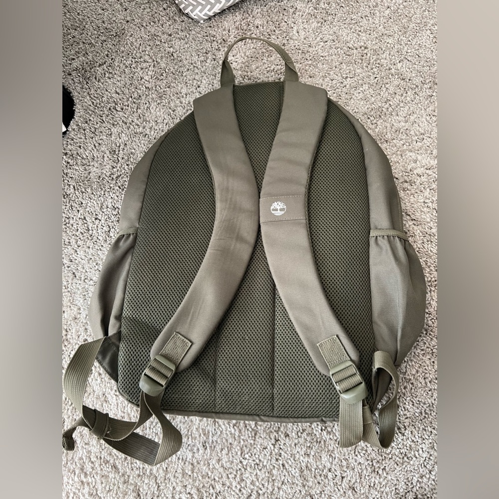 Backpack - Picture 2 of 3